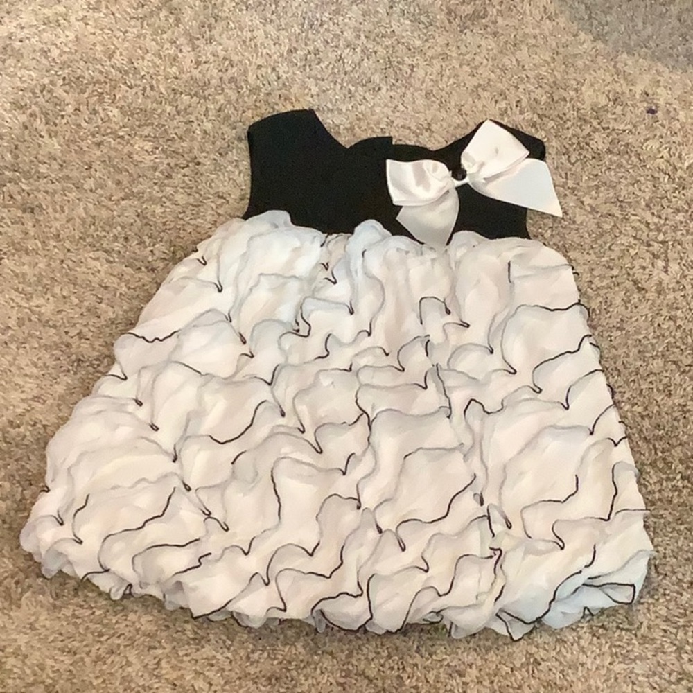 Ruffle top